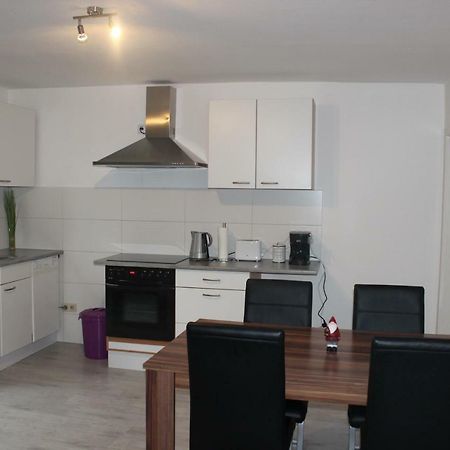 Gut Gelegenes Appartment Mit Wifi, Parkplatz, Wama, Trockner Usw. Καϊζερσλάουτερν Εξωτερικό φωτογραφία